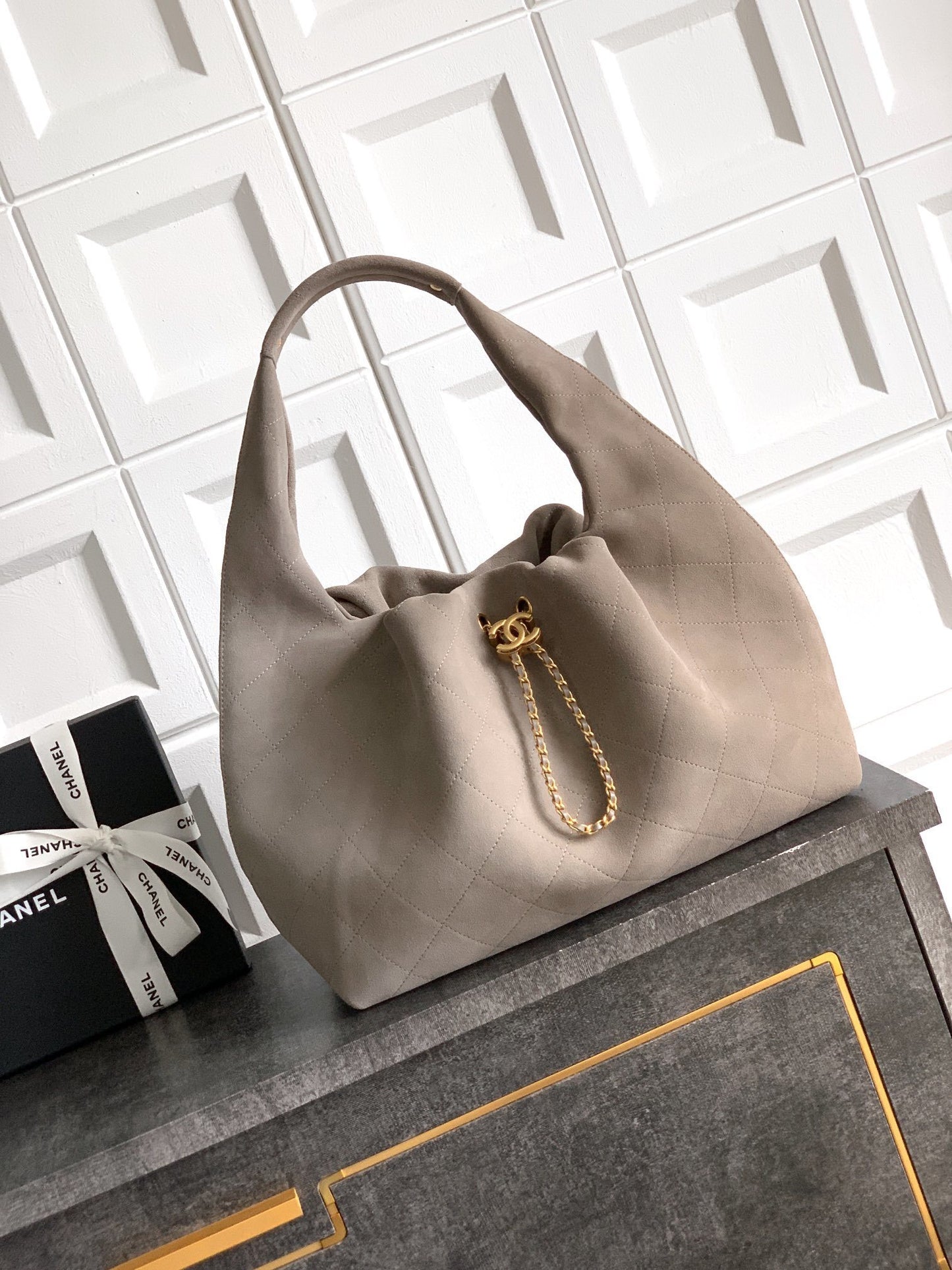 Chanel Suede Tote bag