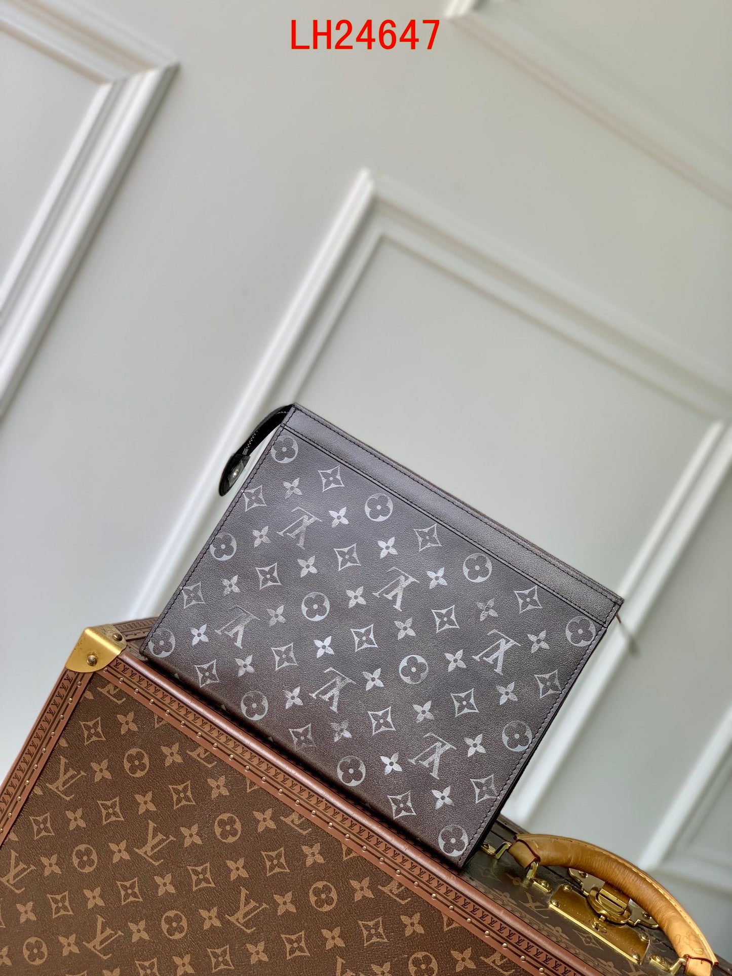 Louis Vuitton Pochette Voyage MM