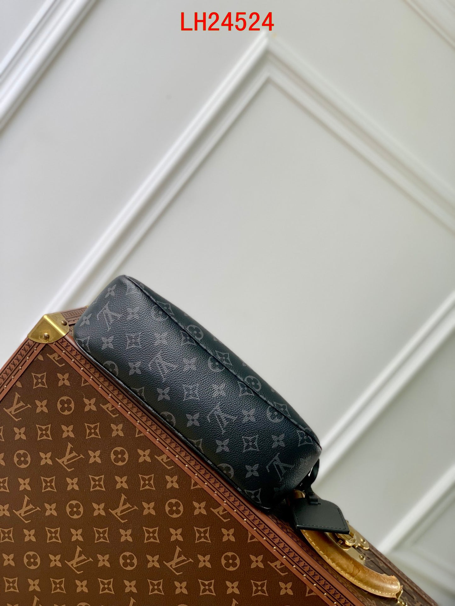 Louis Vuitton Pochette Accessoire XL