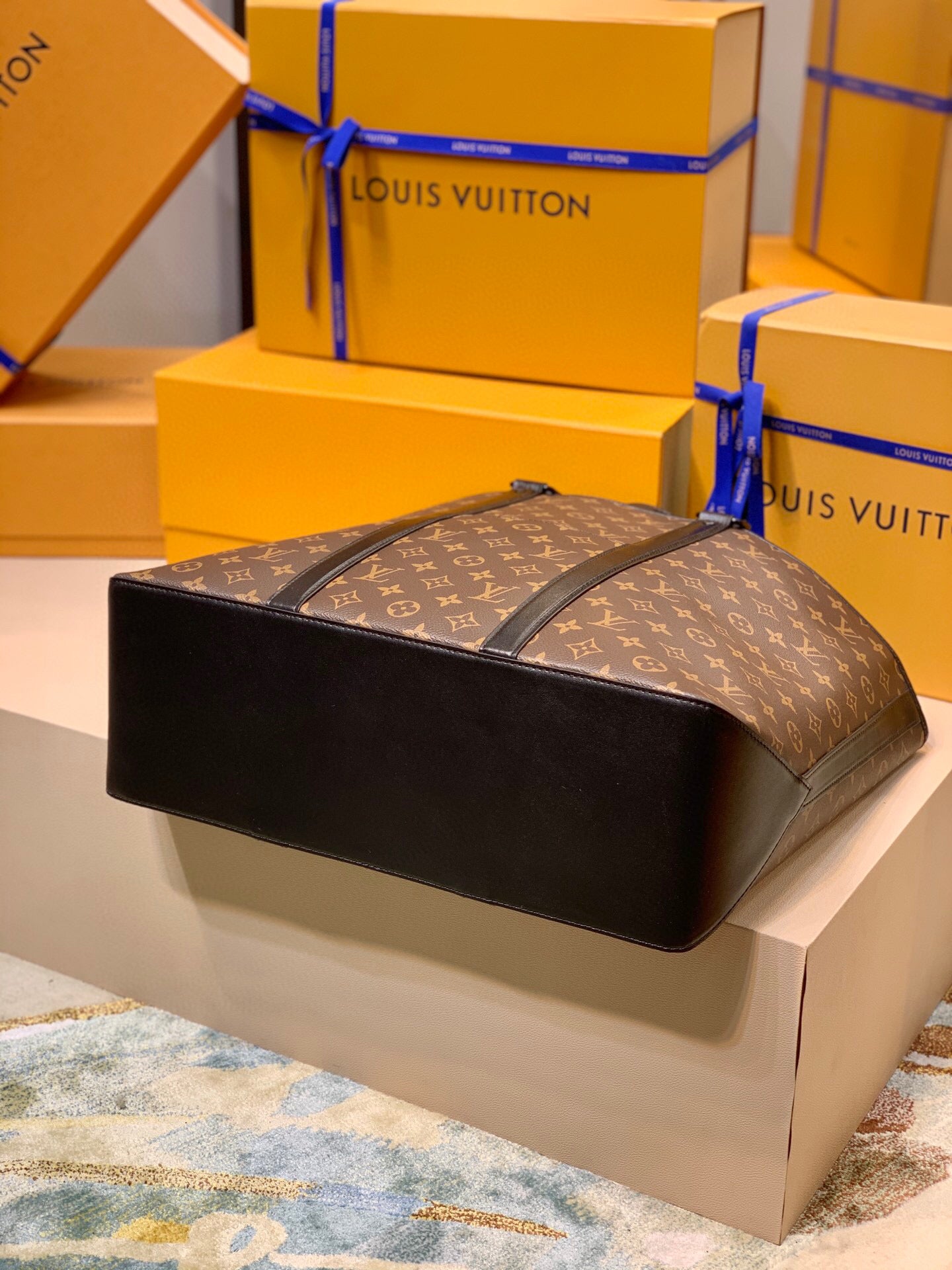 Louis Vuitton Week-End Tote