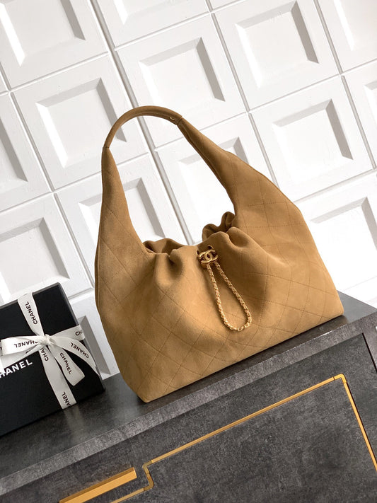 Chanel Suede Tote bag