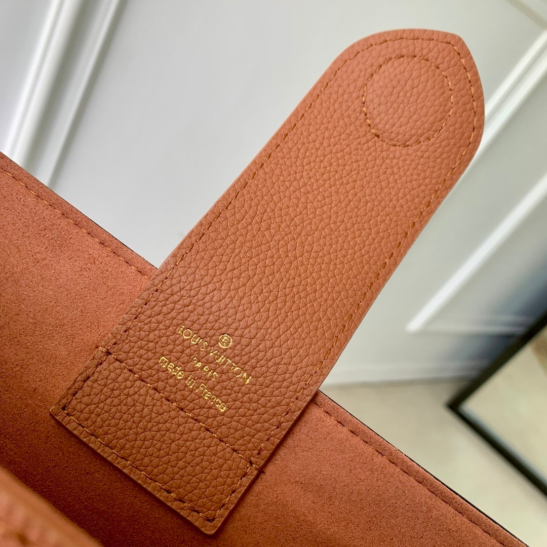 Louis Vuitton Riverside Tote bag