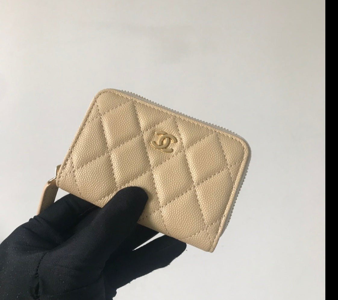 Chanel mini wallet