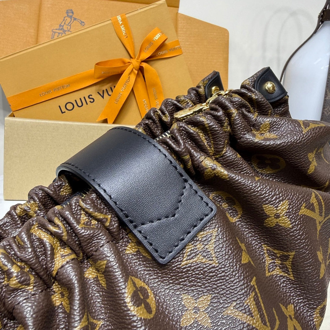 Louis Vuitton Pochette Sling PM Monogram