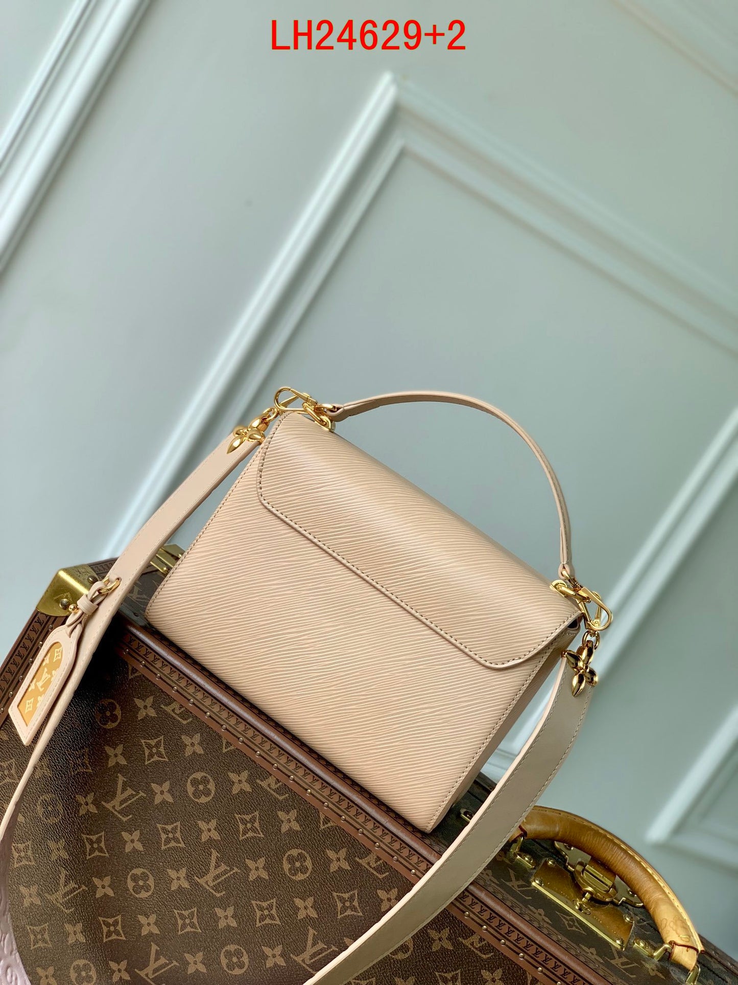 Louis Vuitton Twist Epi leather