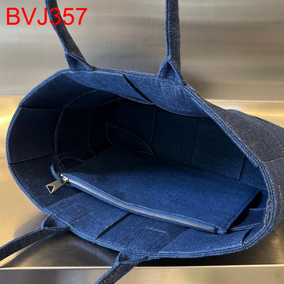 Bottega Veneta Arco Denim bag