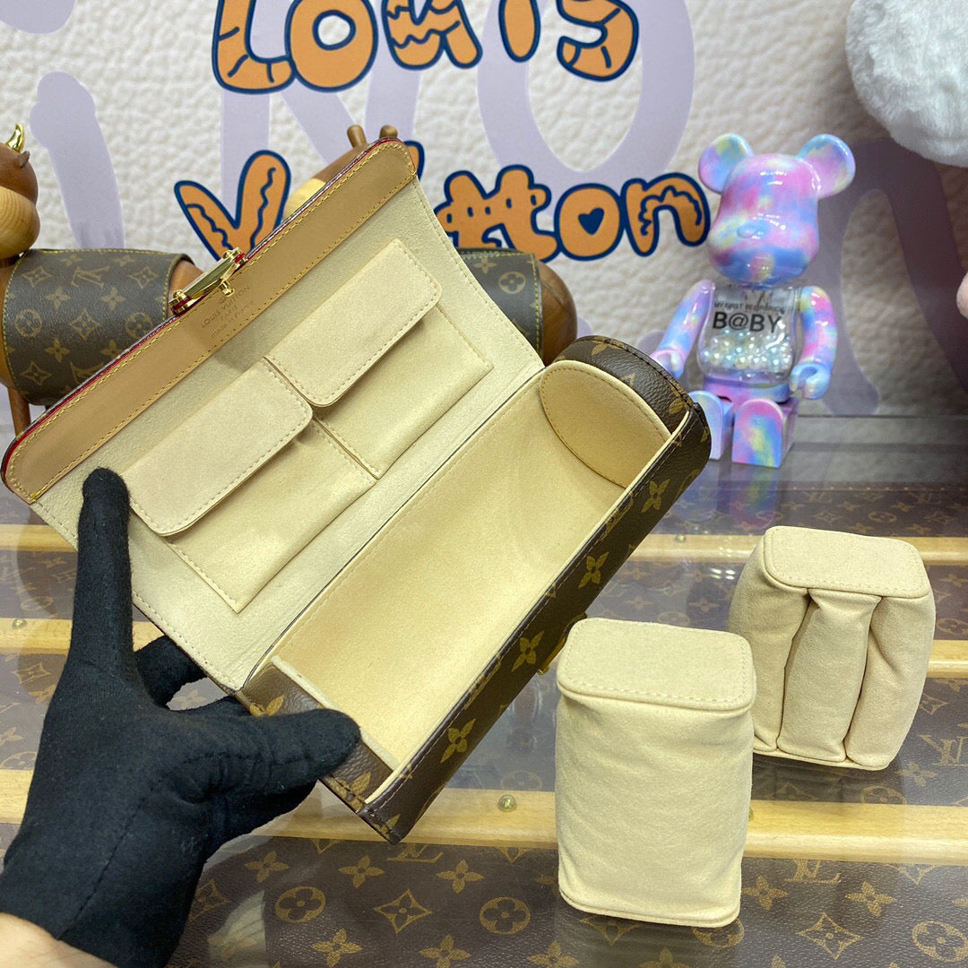 Louis Vuitton Etui Bijoux Jewelry case