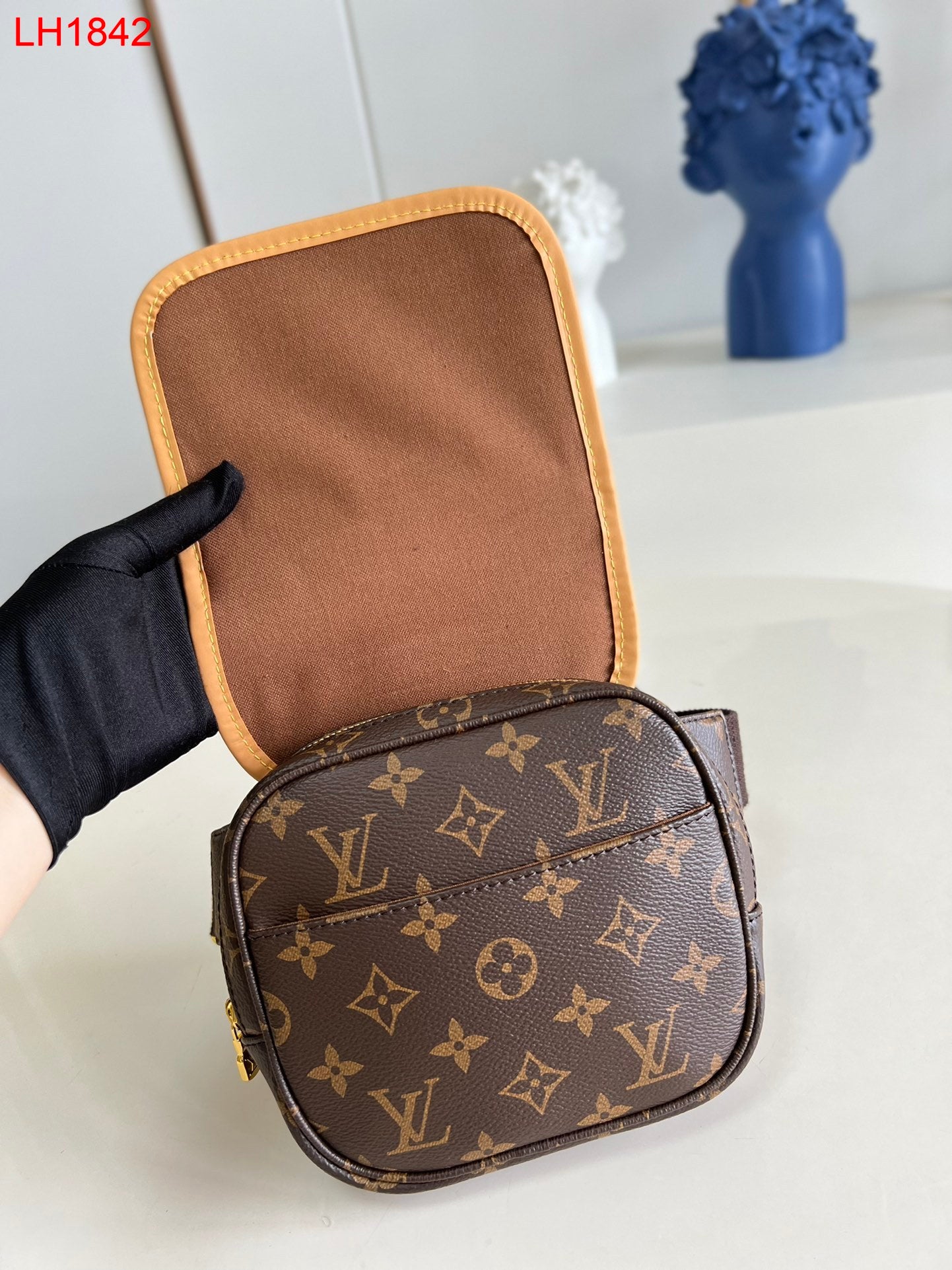 Louis Vuitton Monogram Bosphore Mini