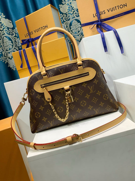 Louis Vuitton Ever More PM