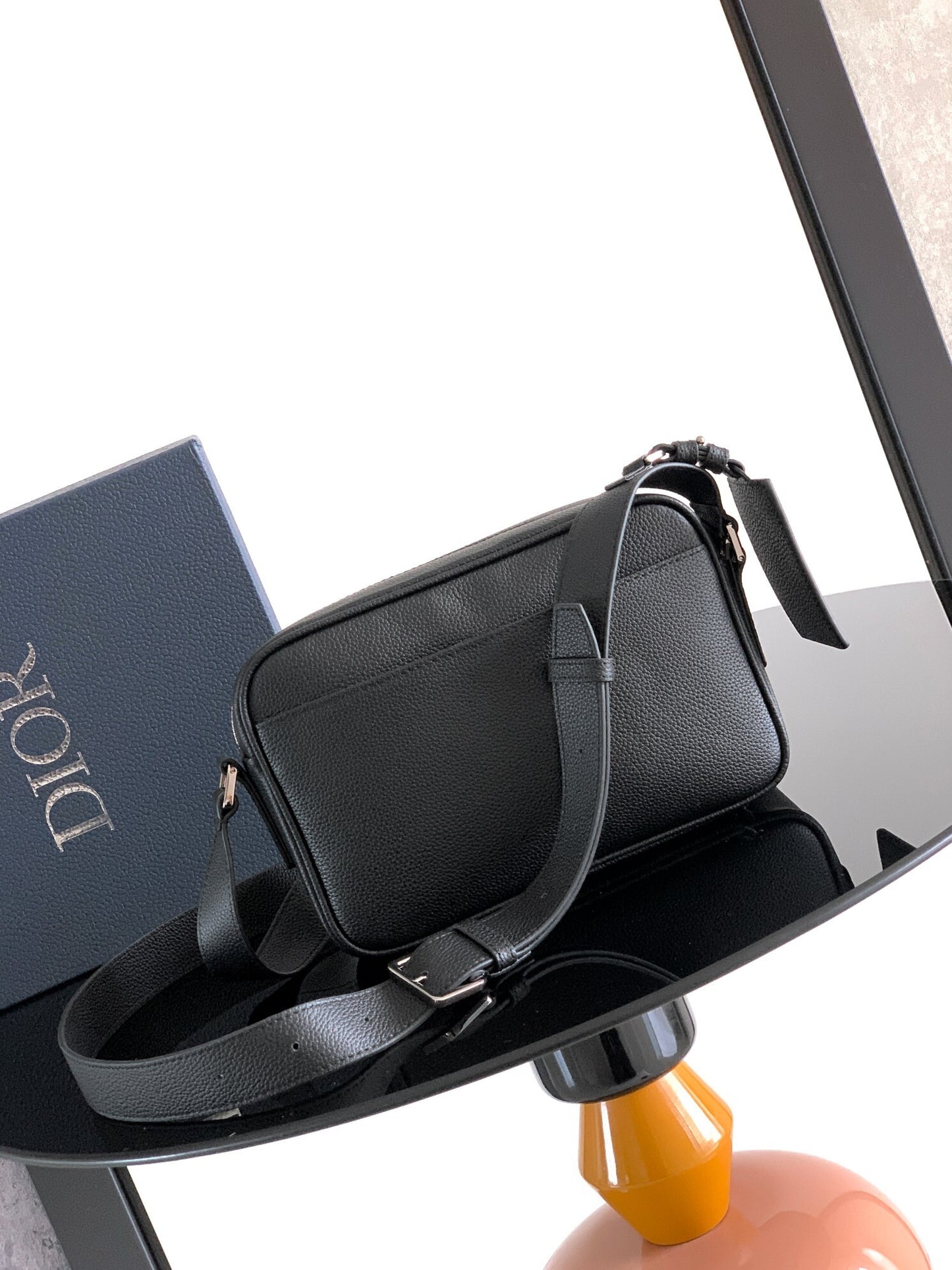 Dior CD Icon Zipped Messenger Bag