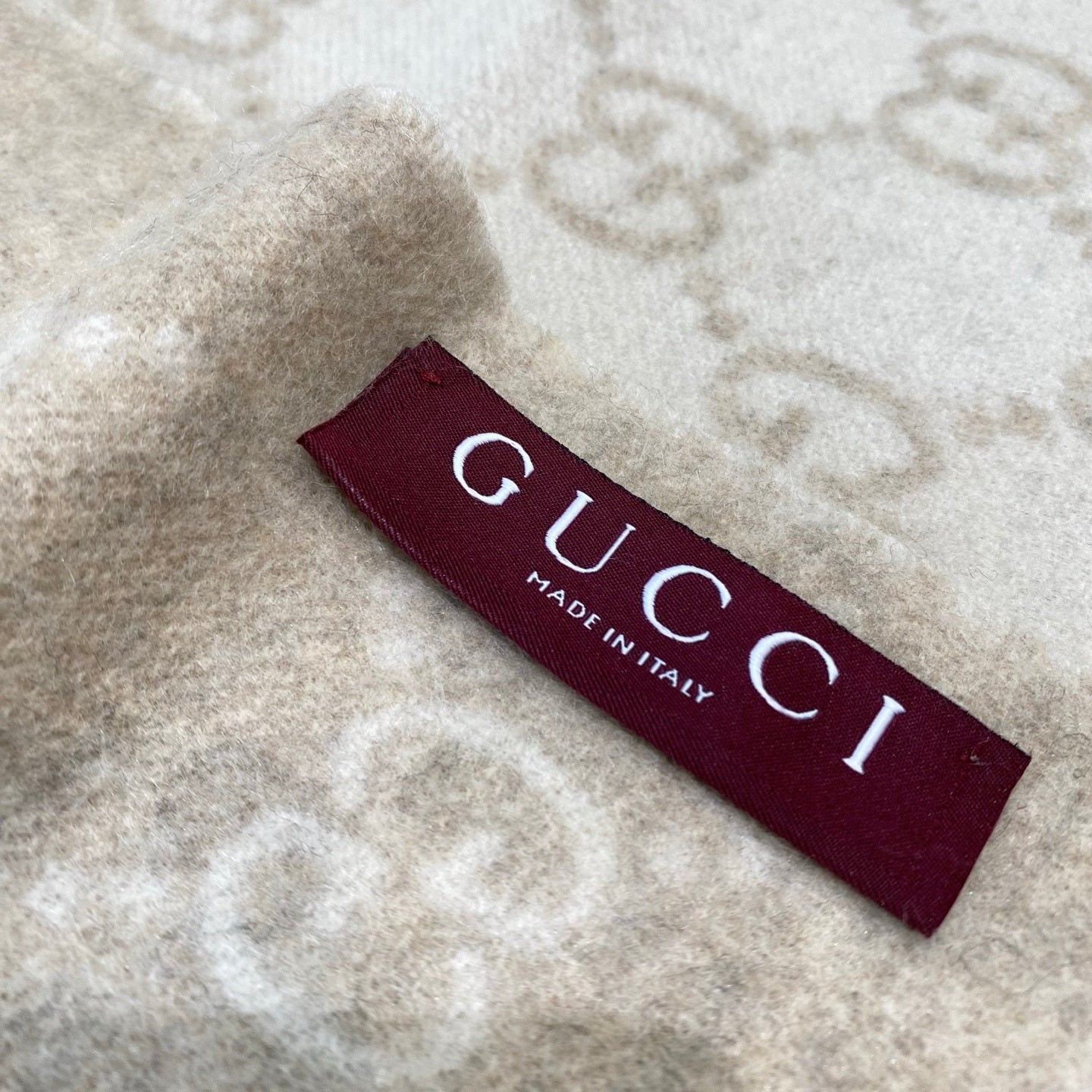 Gucci scarf