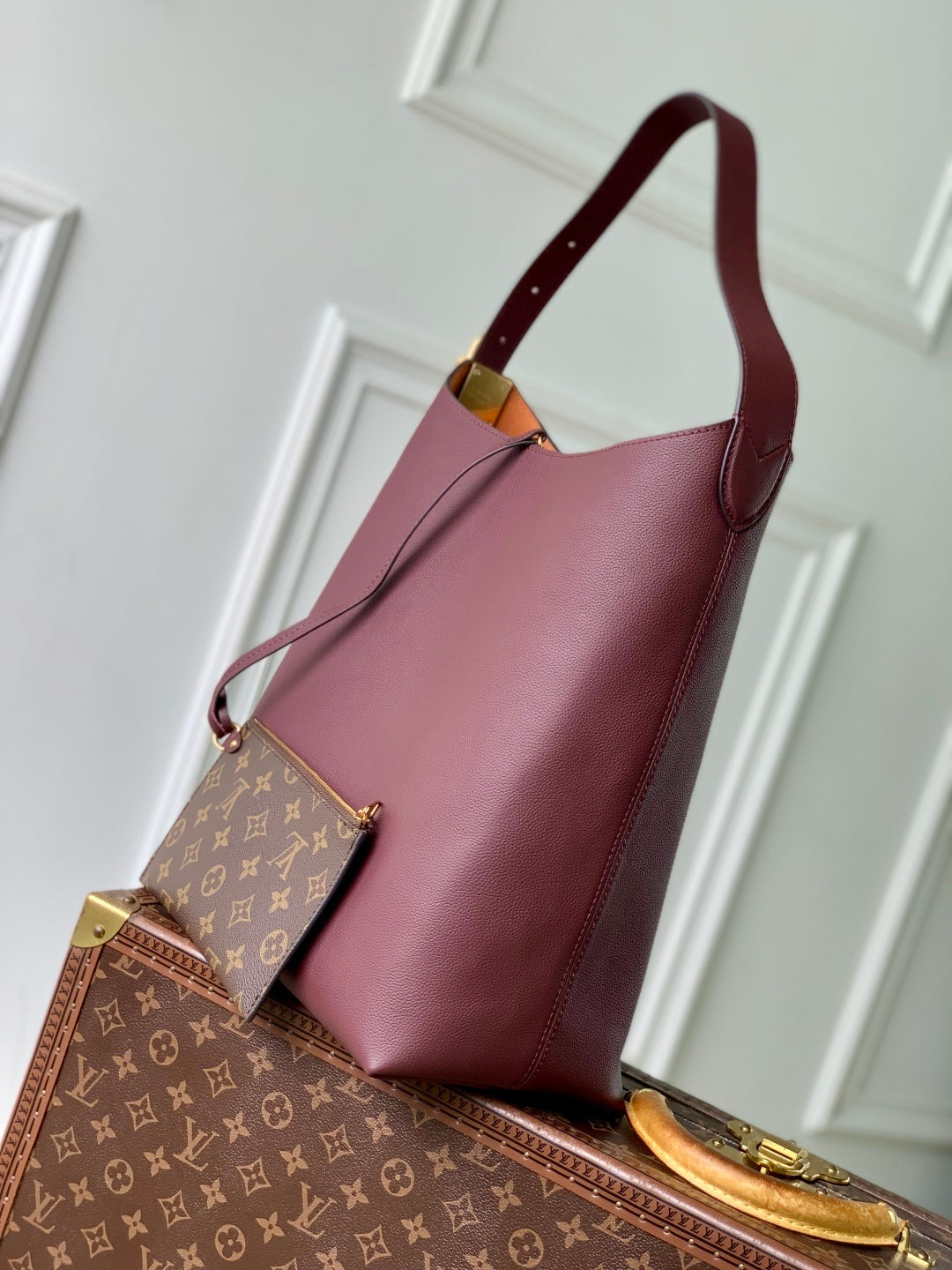 Louis Vuitton Low Key Hobo