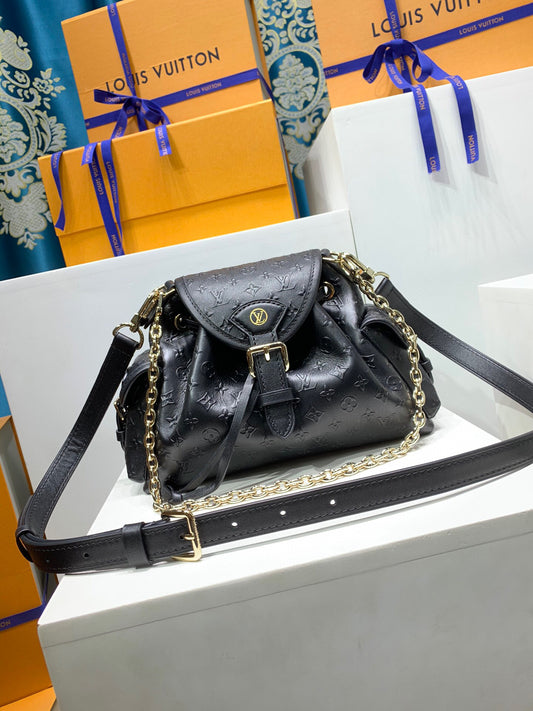 Louis Vuitton Odyssée fashion leather