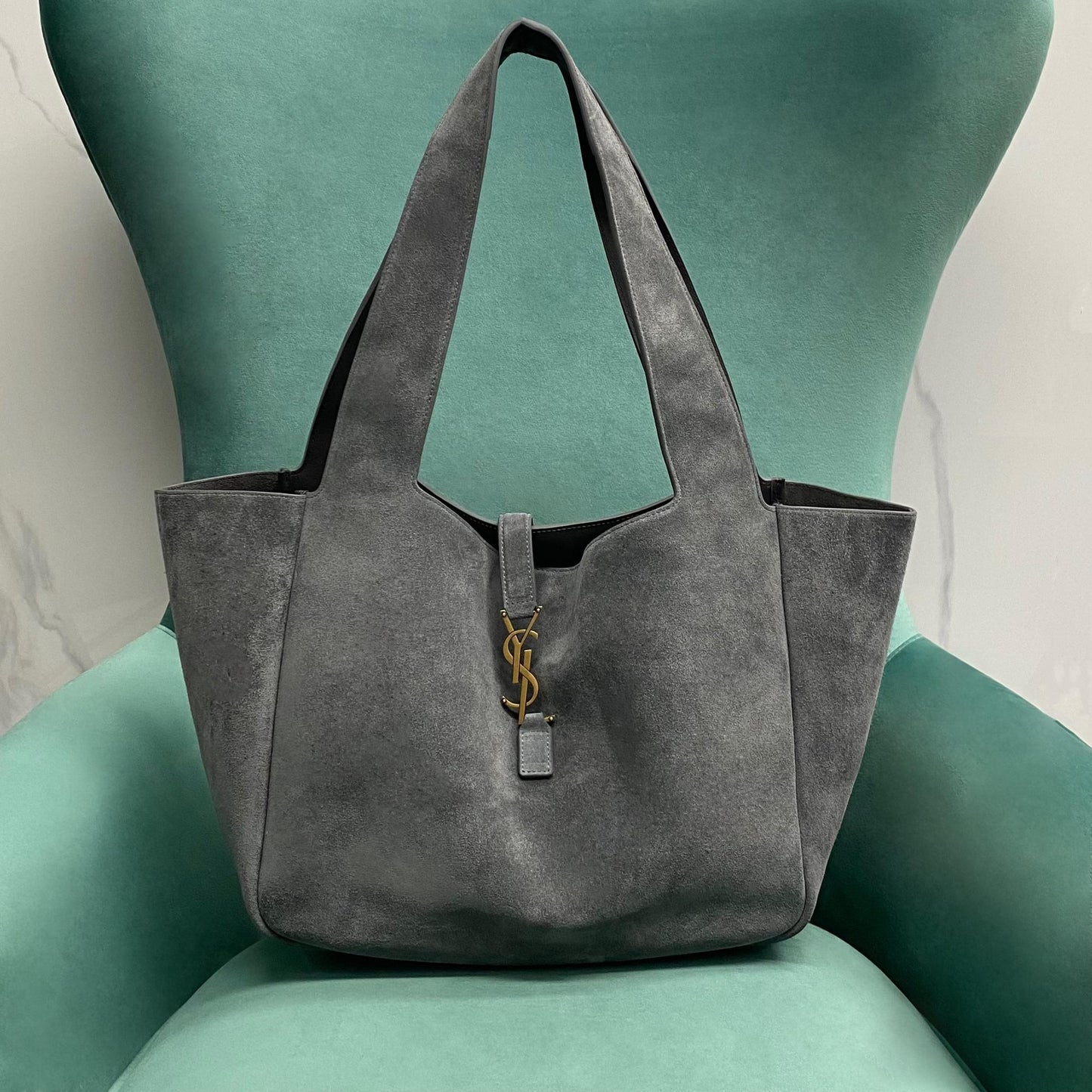 YSL LE 5 À 7 BEA in suede