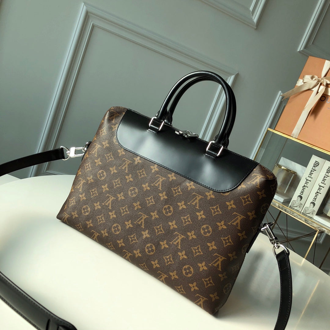 Louis Vuitton Porte-Documents Jour Monogram