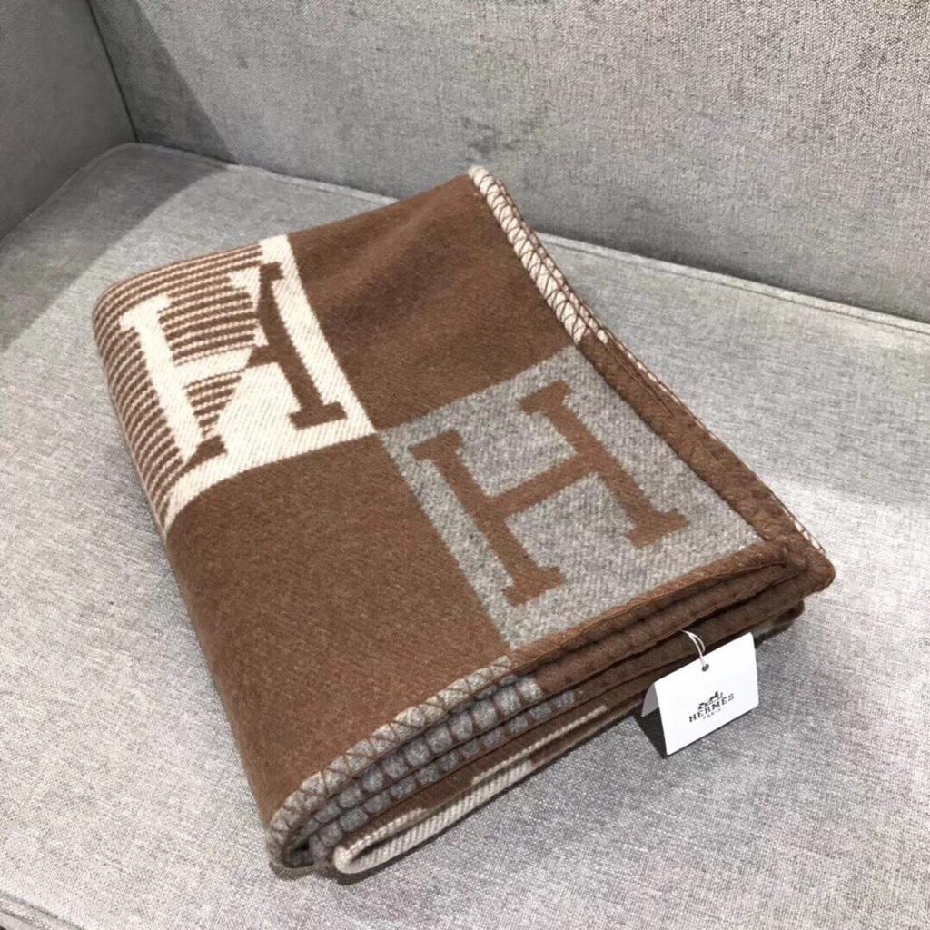 Hermes Blanket