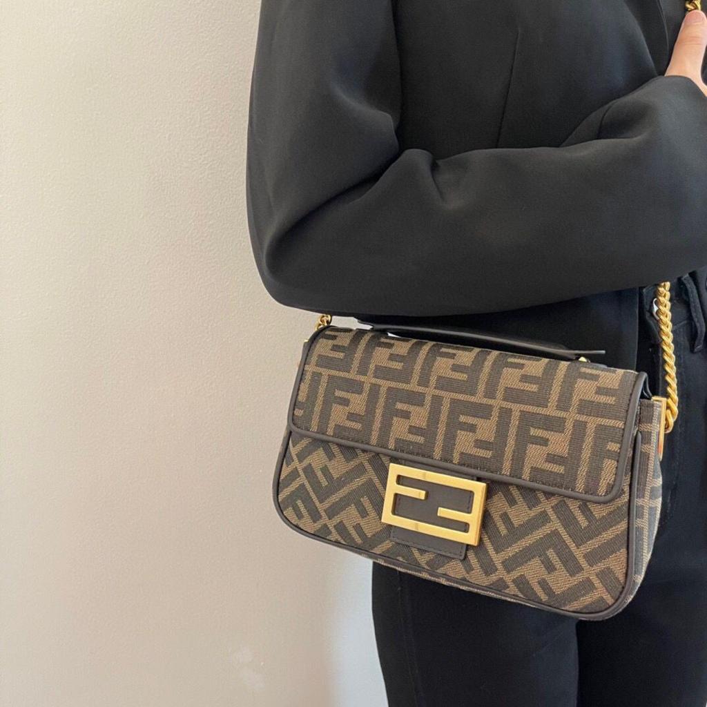 Fendi Baguette Mini