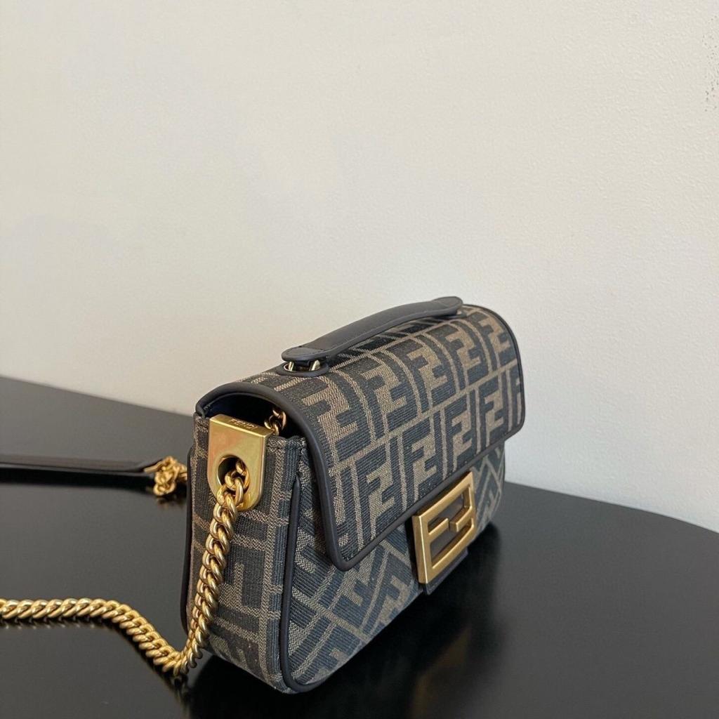 Fendi Baguette Mini