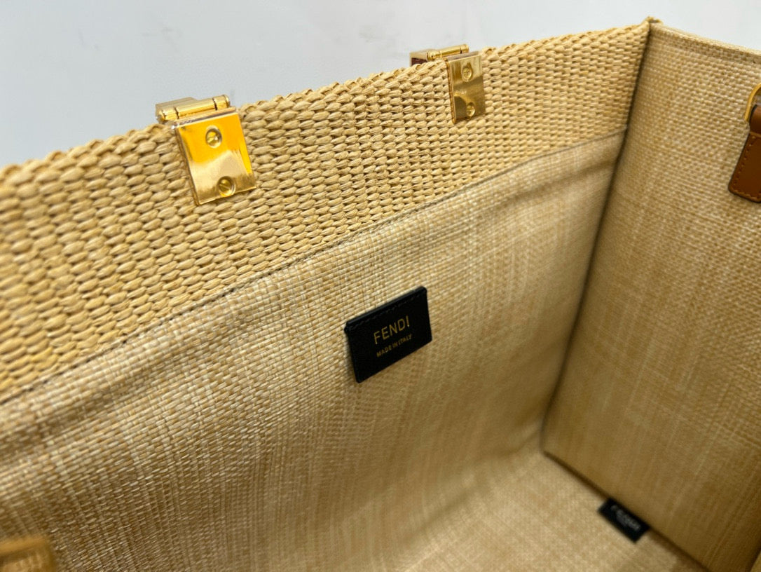 Fendi Sunshine Medium Straw Tote bag