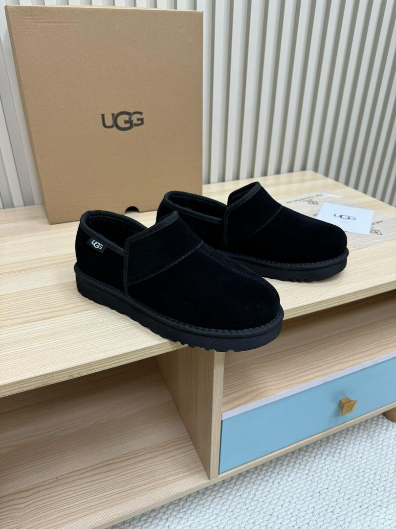 UGG Loafer