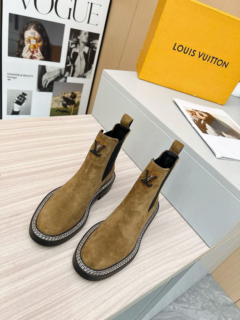 Louis Vuitton Suede Boots