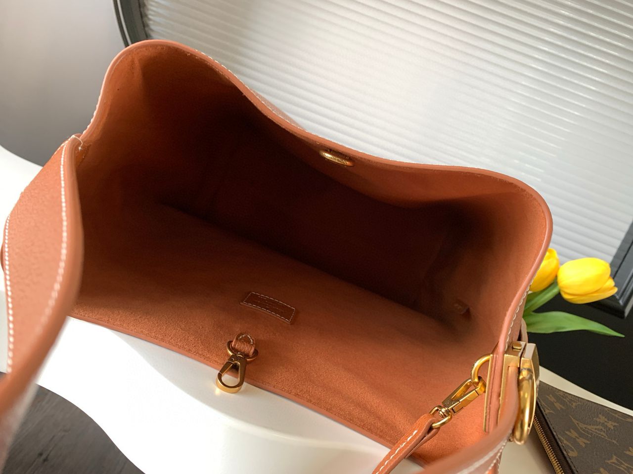 Louis Vuitton Low Key Hobo MM