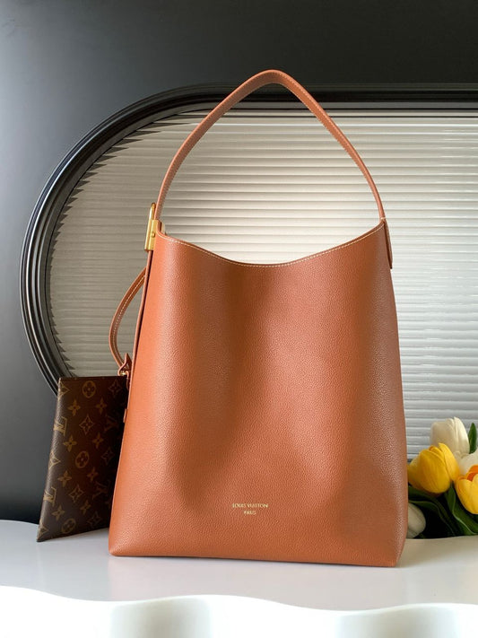 Louis Vuitton Low Key Hobo MM