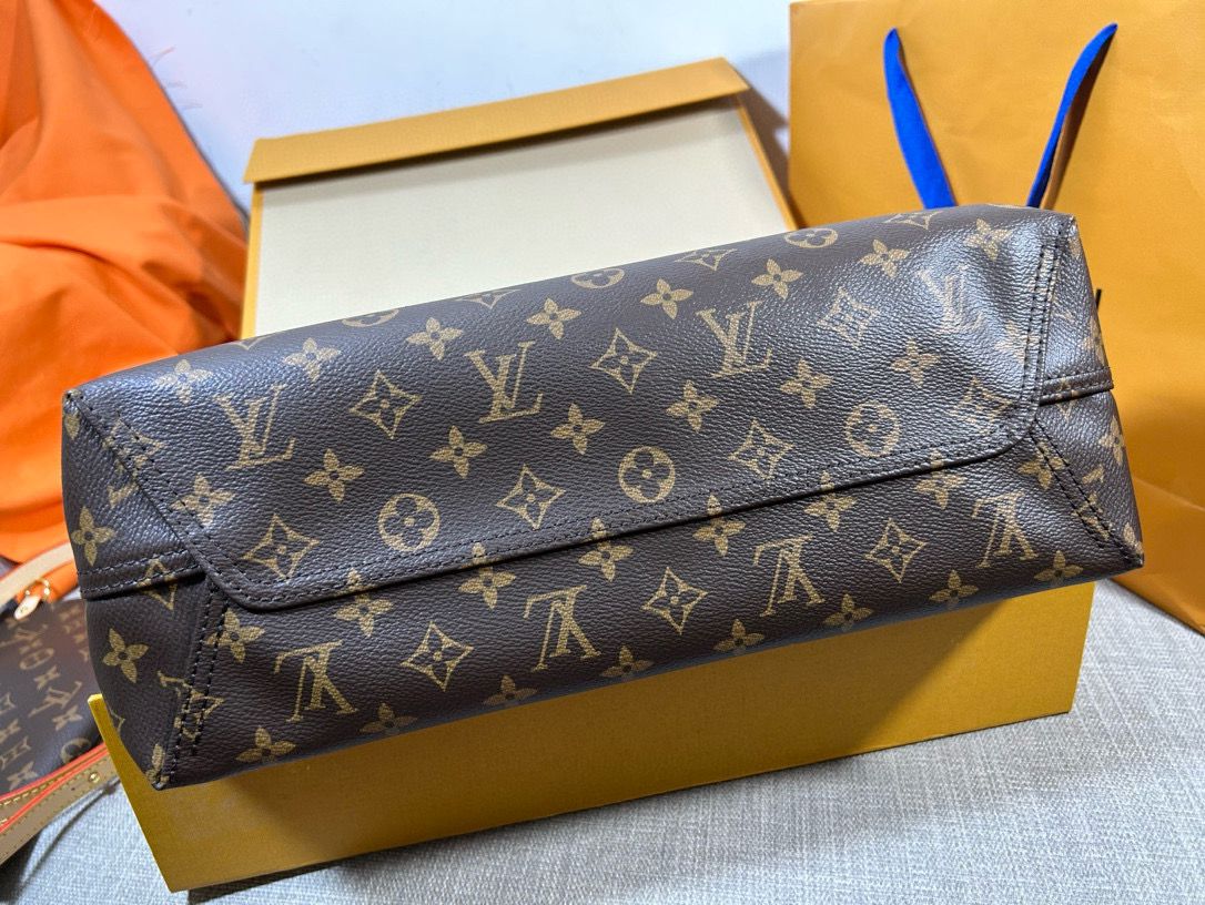 Louis Vuitton Atlantis GM Monogram