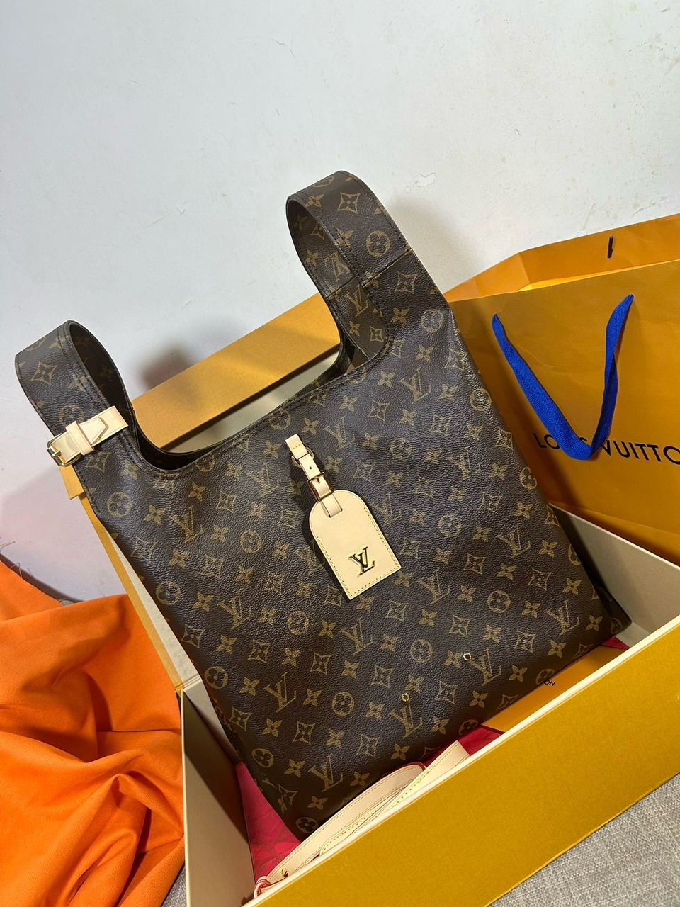 Louis Vuitton Atlantis GM Monogram