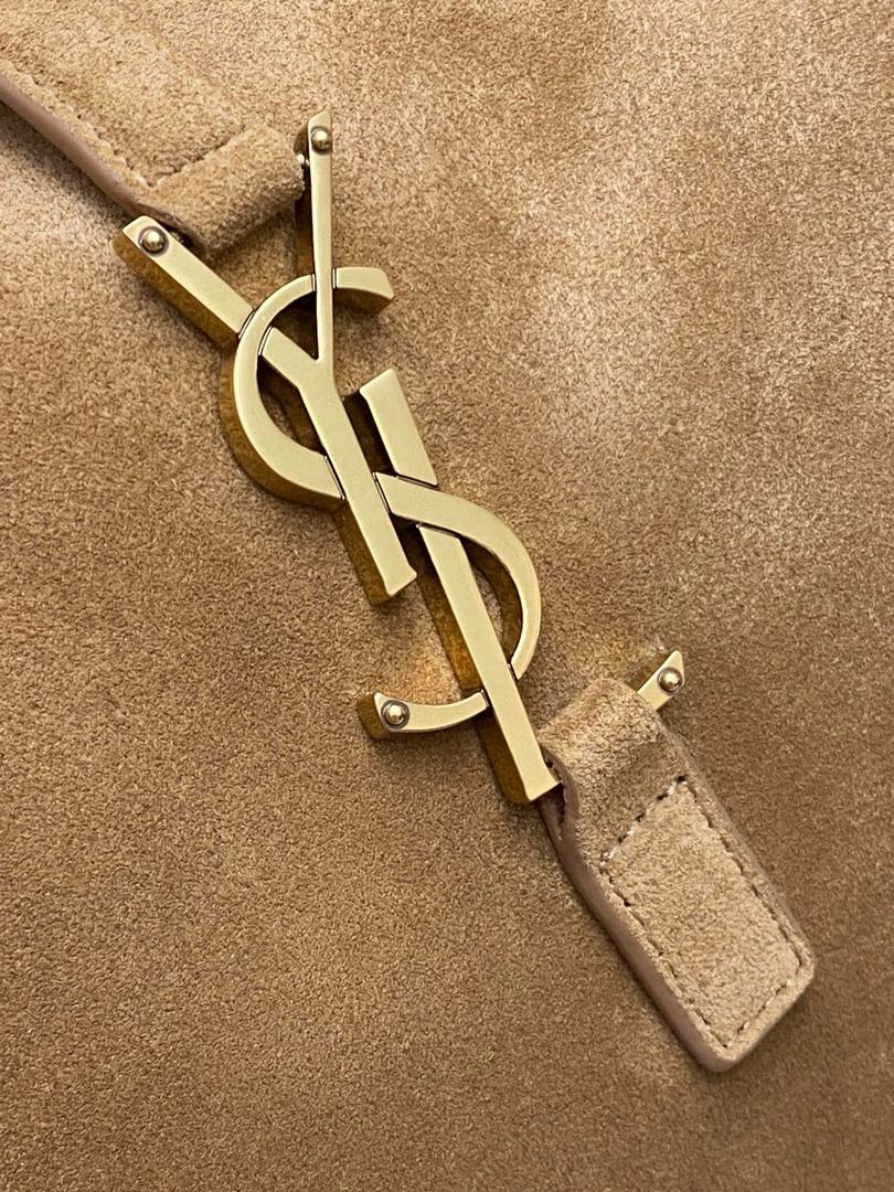 YSL LE 5 À 7 supple Large Suede