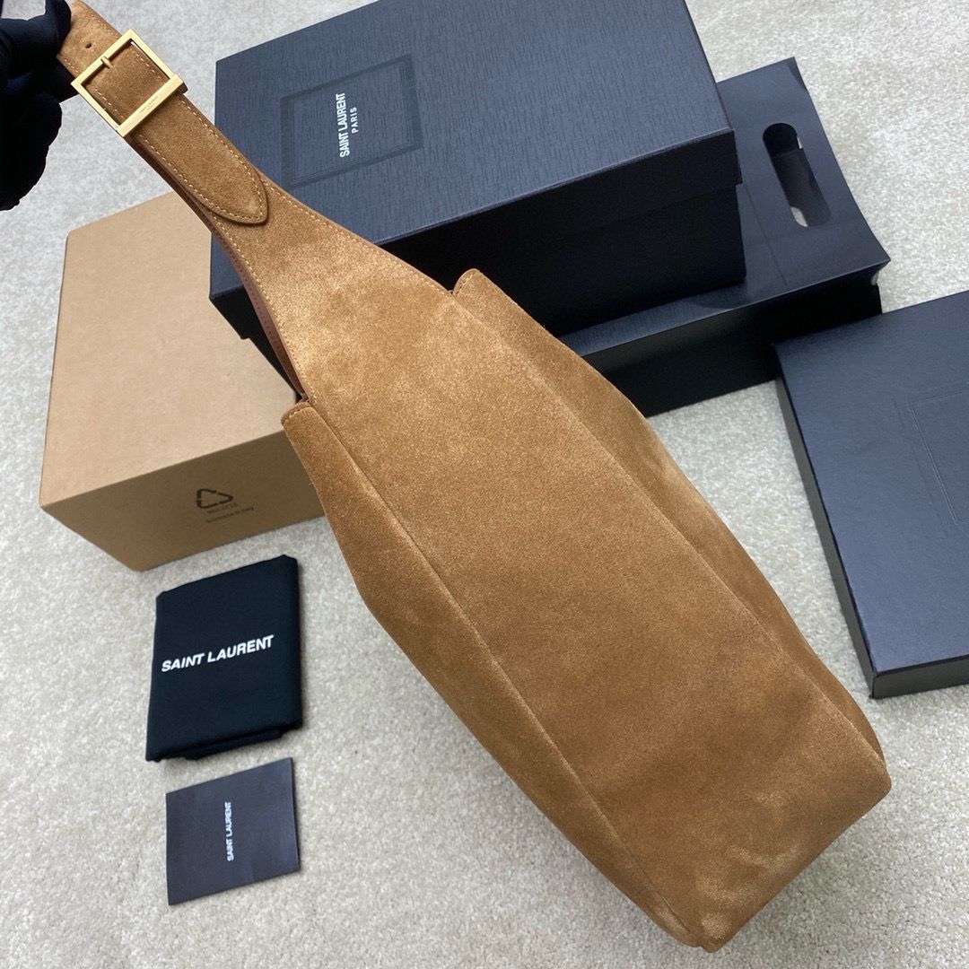 YSL LE 5 À 7 supple Large Suede