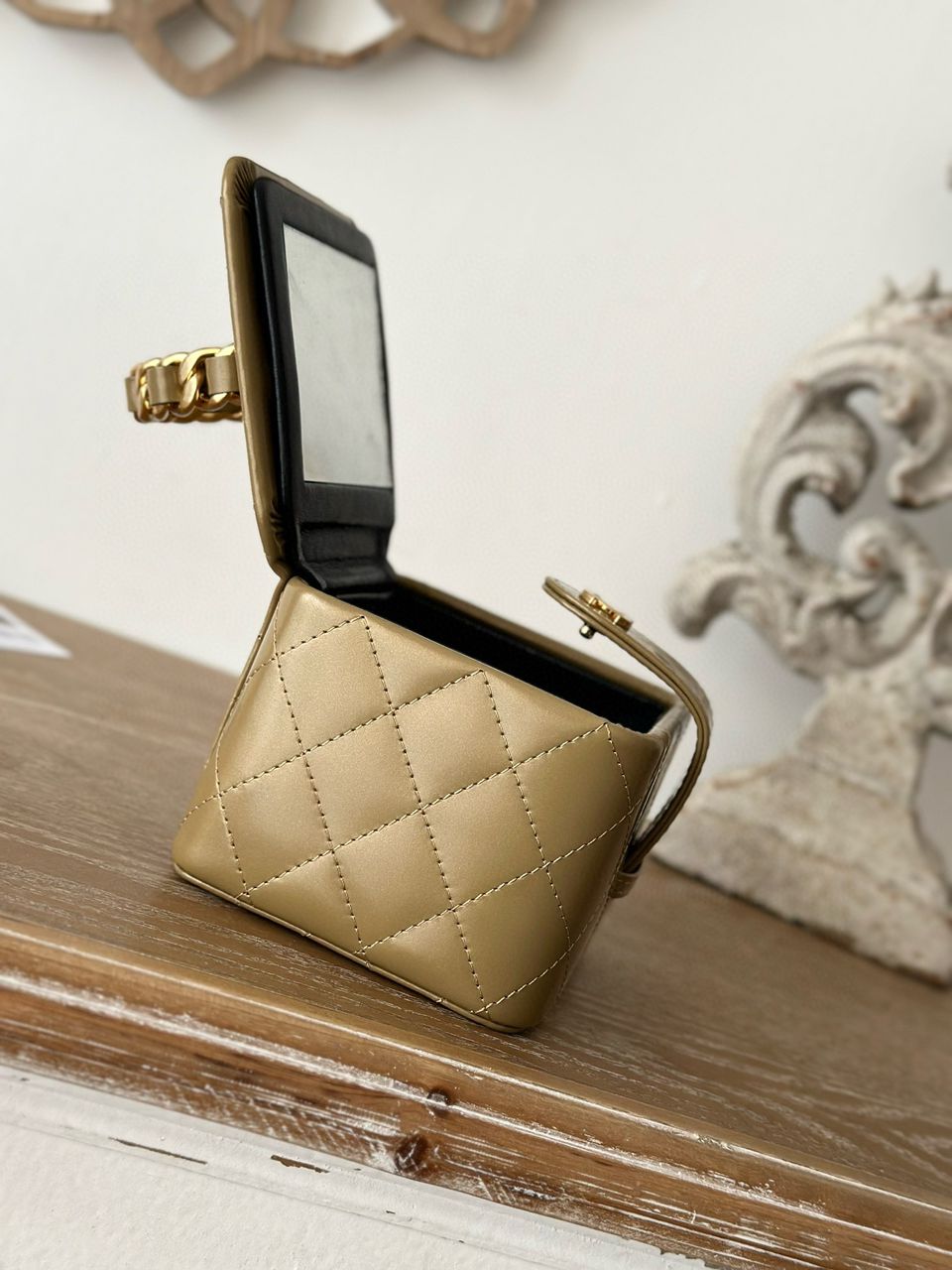 Chanel Vanity case