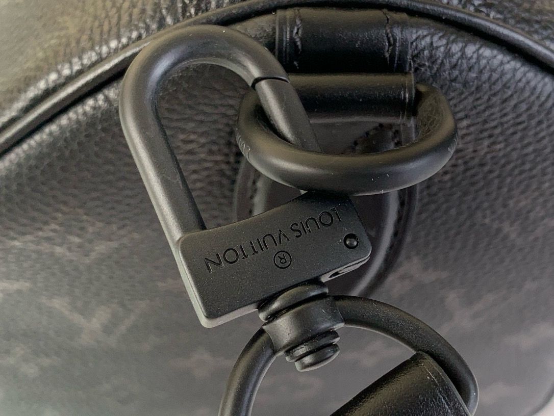 Louis Vuitton Speedy P9 Bandoulière 30 calfskin Monogram
