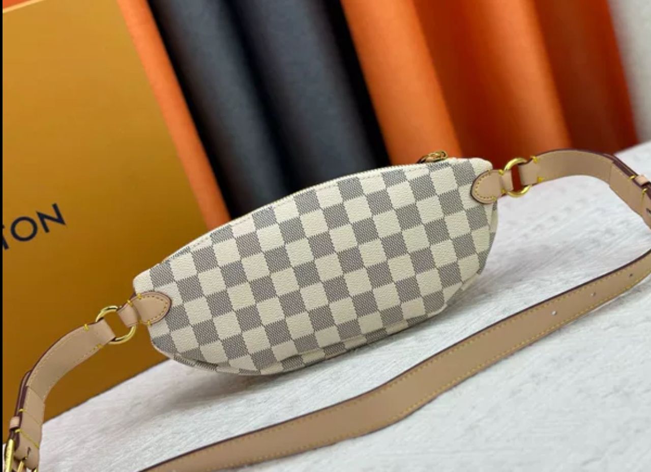 Louis Vuitton Keepit bumbag