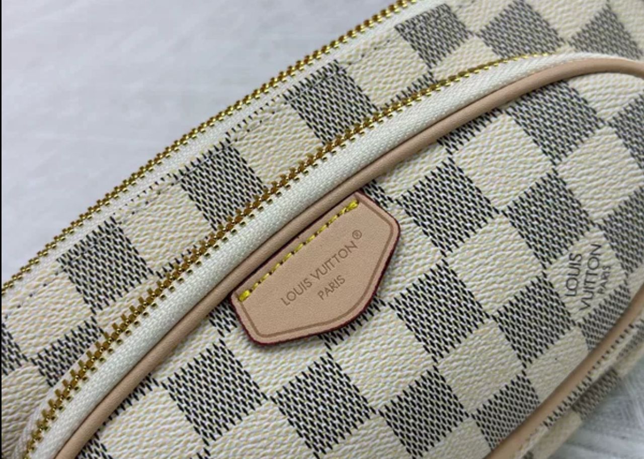 Louis Vuitton Keepit bumbag