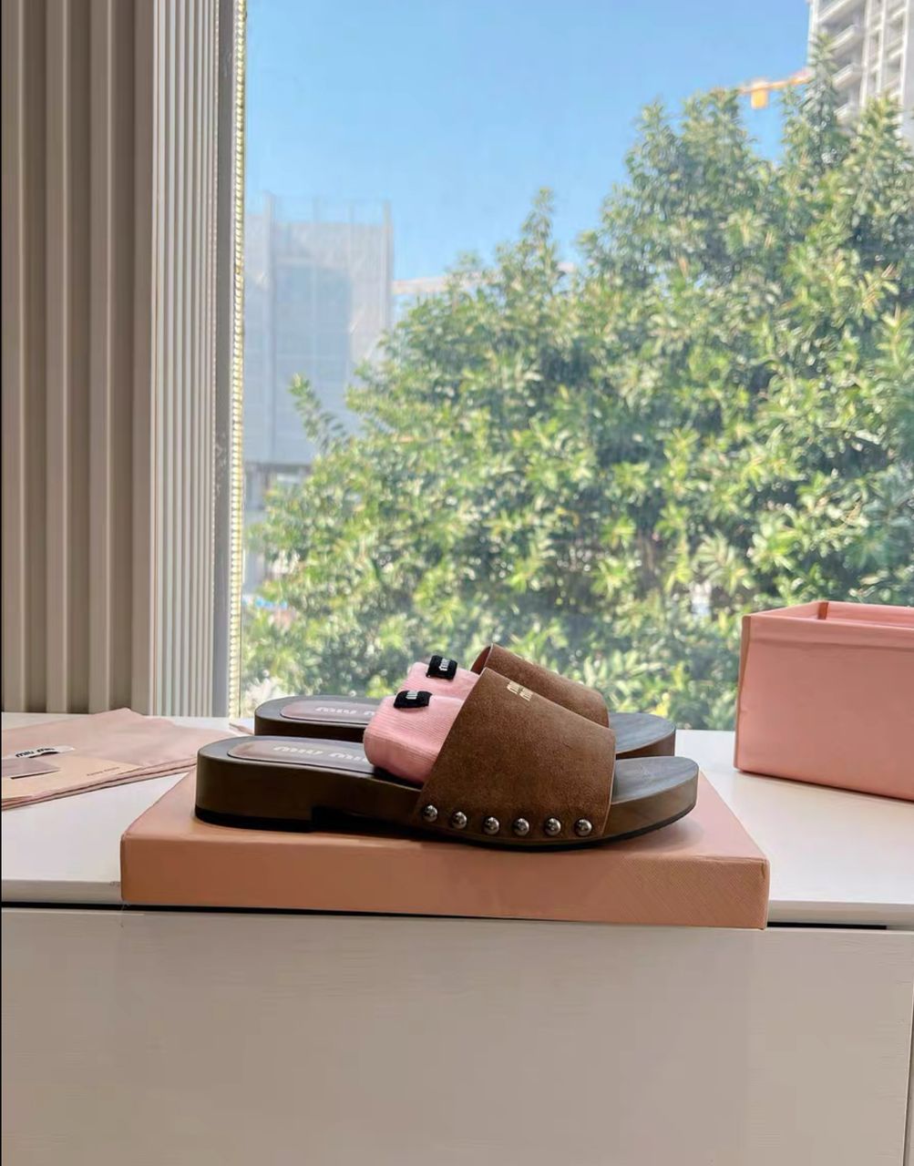 Miu Miu Slides
