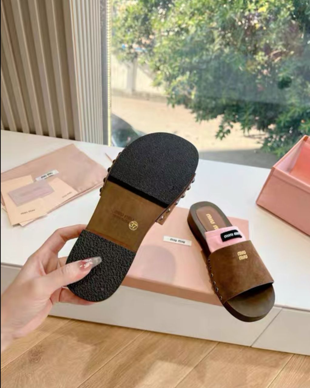 Miu Miu Slides