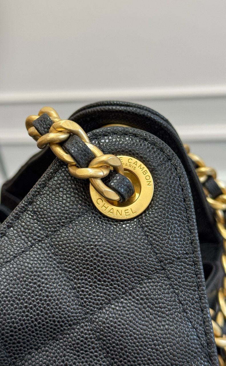 Chanel 25 Small and Medium in Grain leather