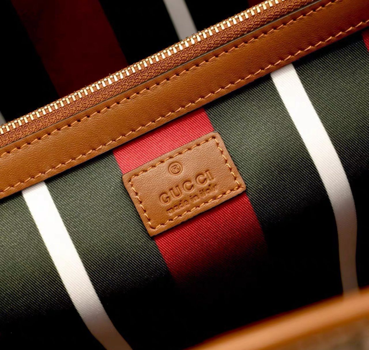 Gucci Large Emblem Tote bag