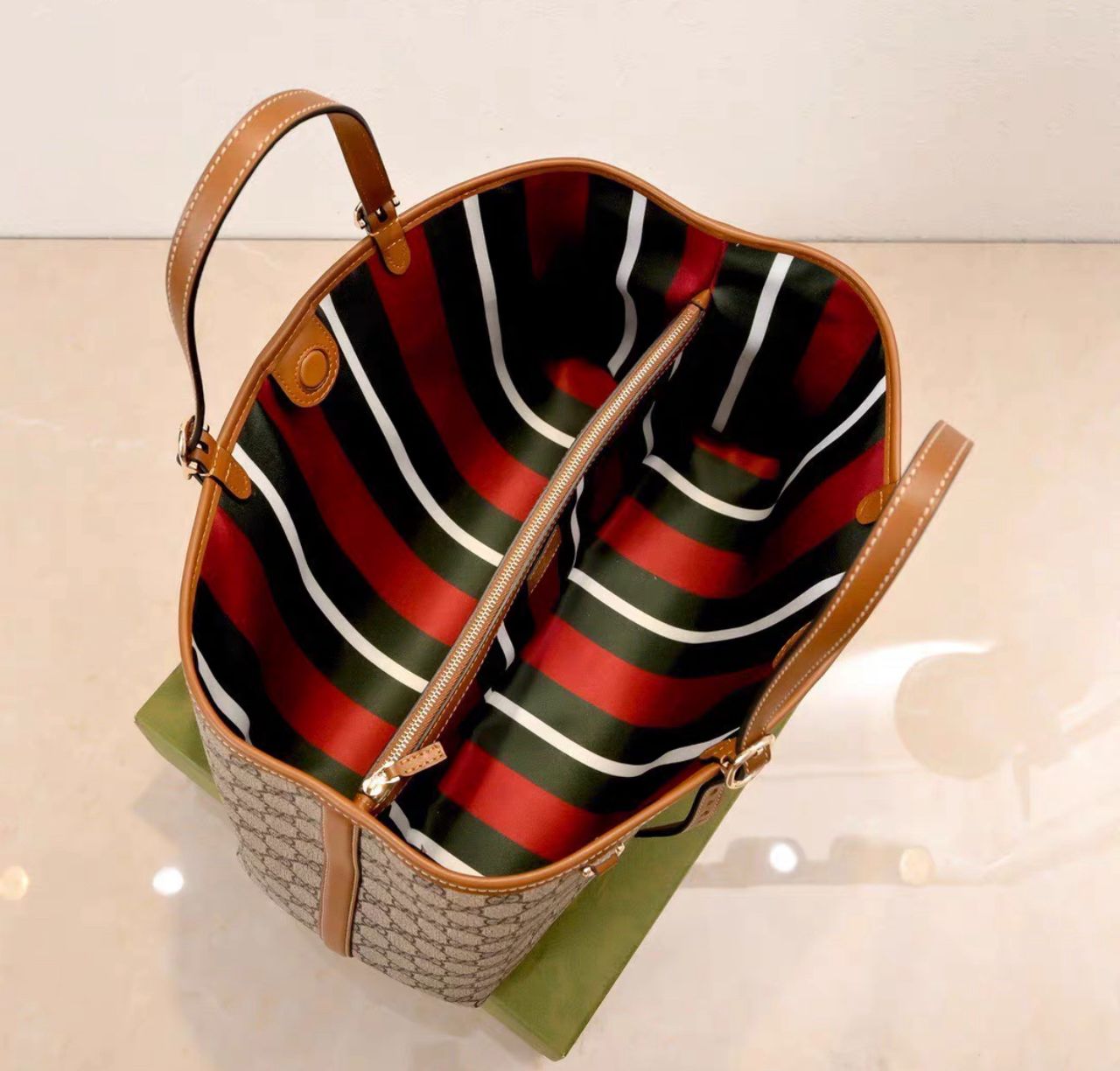 Gucci Large Emblem Tote bag