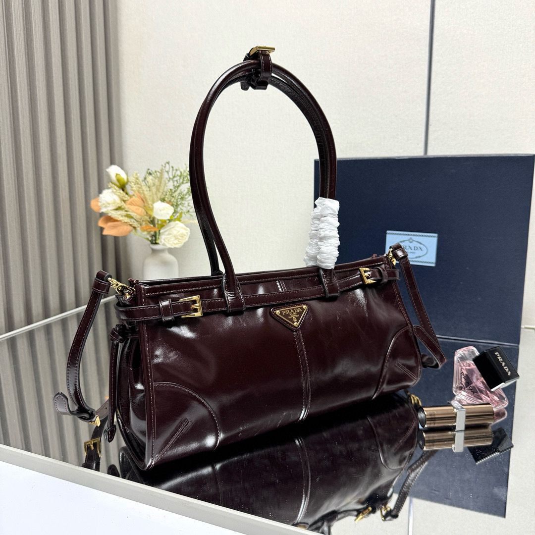 Prada Medium Bonnie tote bag