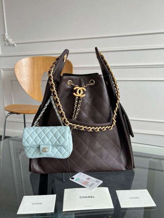Chanel 25 Medium bag