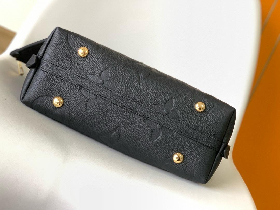 Louis Vuitton Carryall MM Empreinte