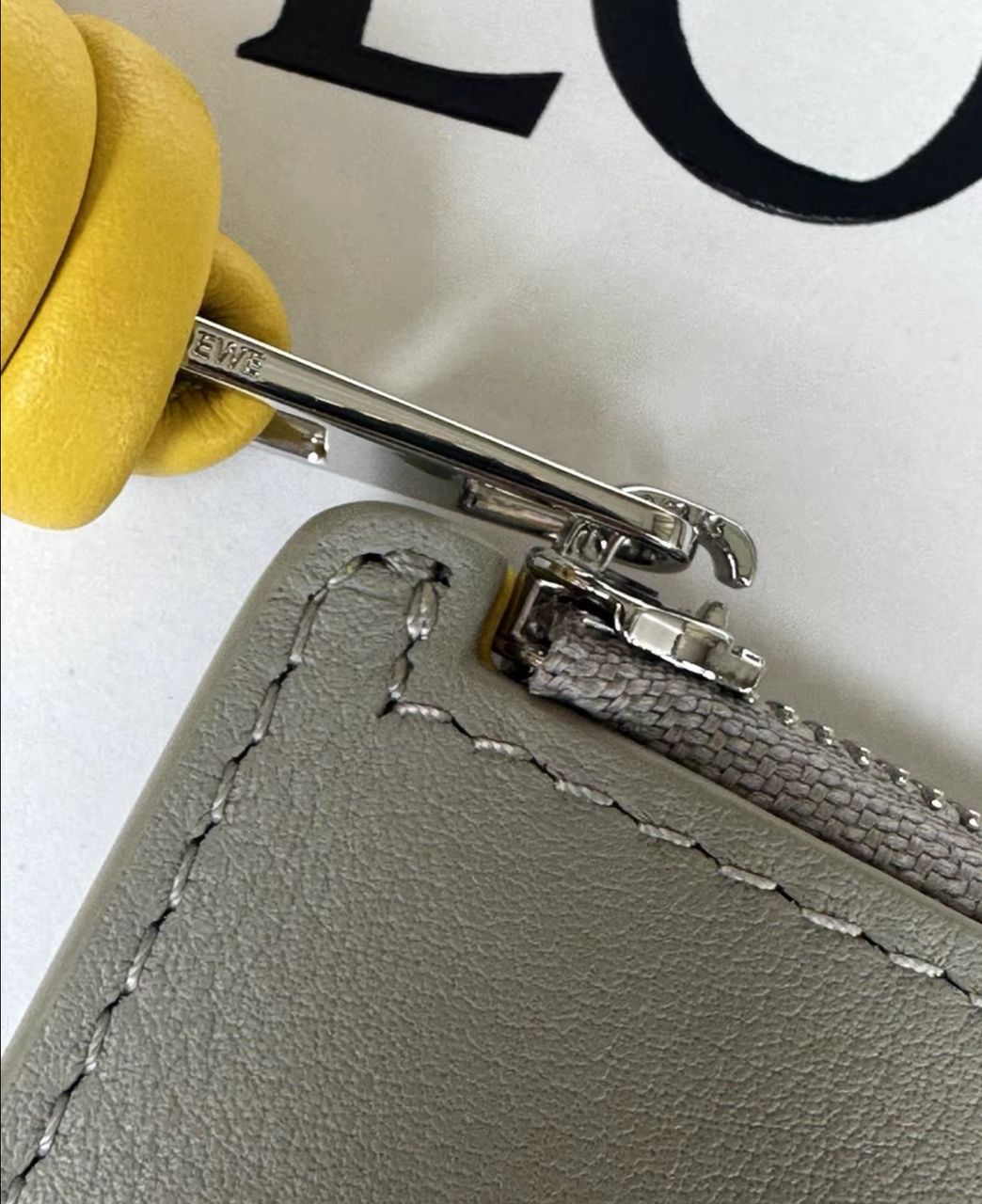 Loewe Knot coin cardholder