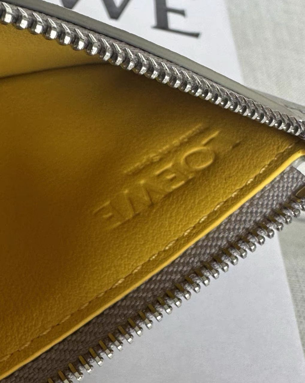 Loewe Knot coin cardholder