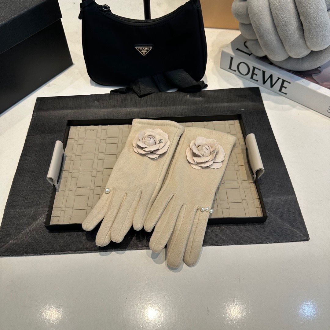 Chanel Gloves