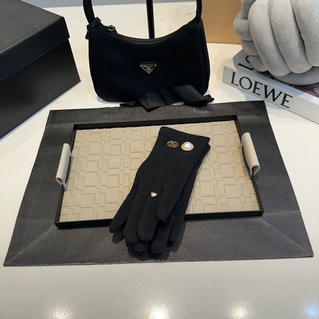 Gucci Gloves