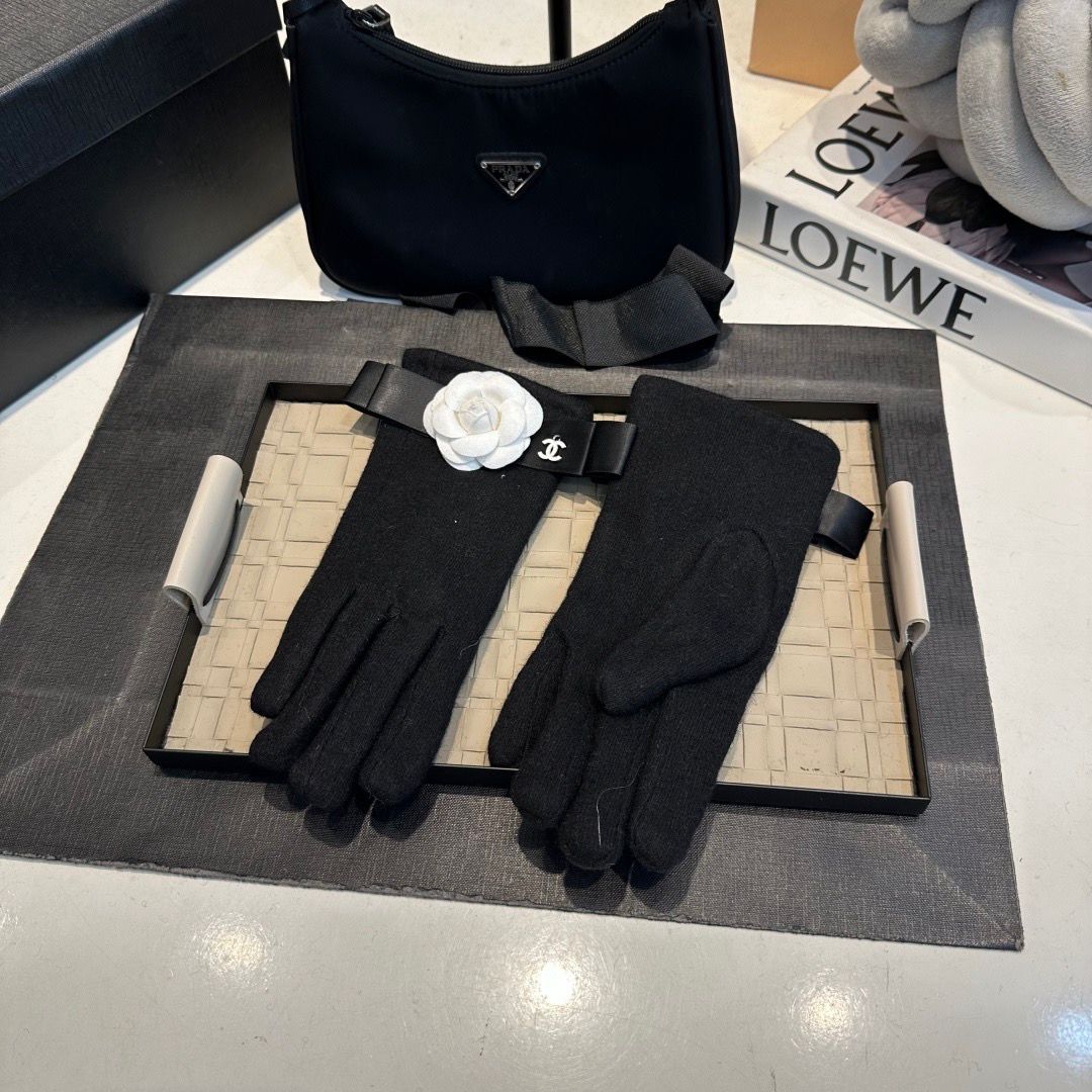 Chanel Gloves