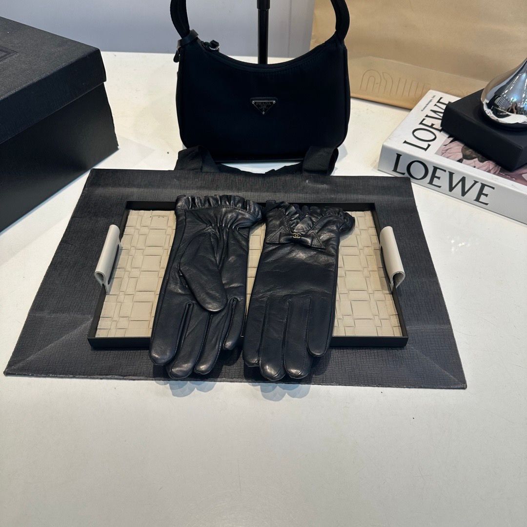 Chanel Gloves