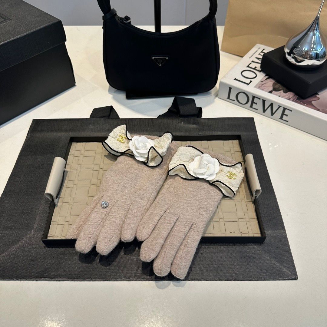 Chanel Gloves